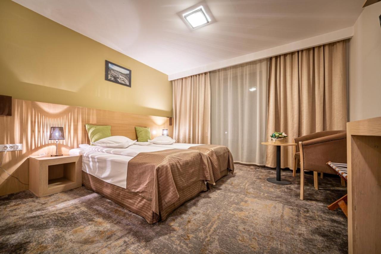 Hotel Escalade 포이아나브라소프 외부 사진