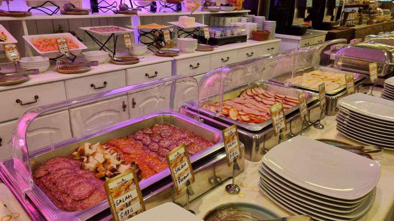 Hotel Escalade 포이아나브라소프 외부 사진